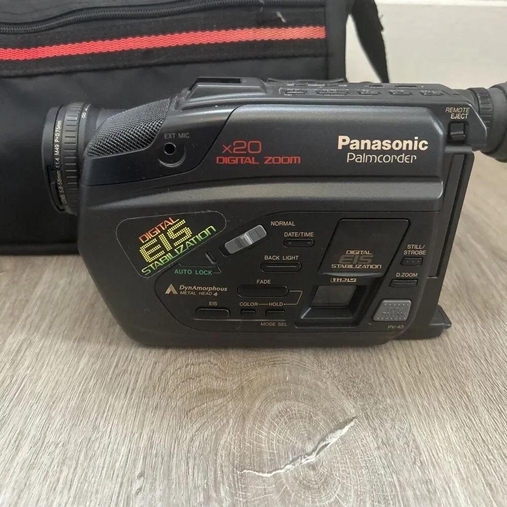Panasonic Palmcorder PV-43D VHS-C Camcorder w/ Accessories FOR PARTS Bad Battery